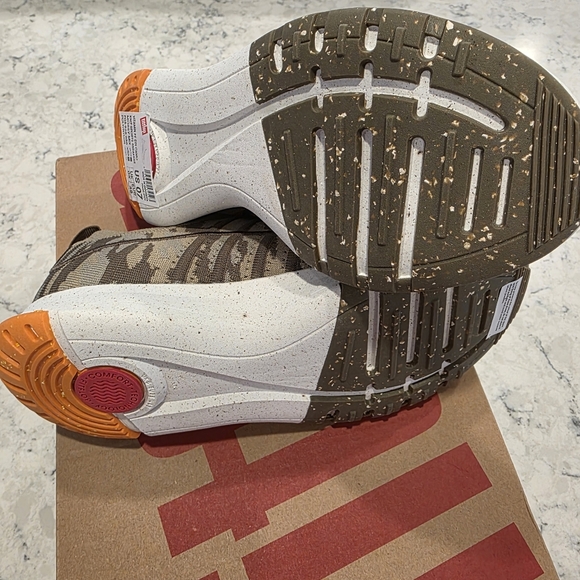 FitFlop Vitamin Ff E01 Camo Knit Sports Sneakers for Women - Size 7 NIB - Picture 13 of 16